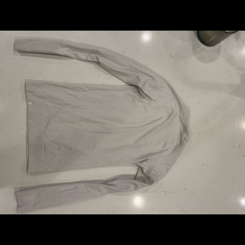 LULULEMON TOP - Picture 3 of 4
